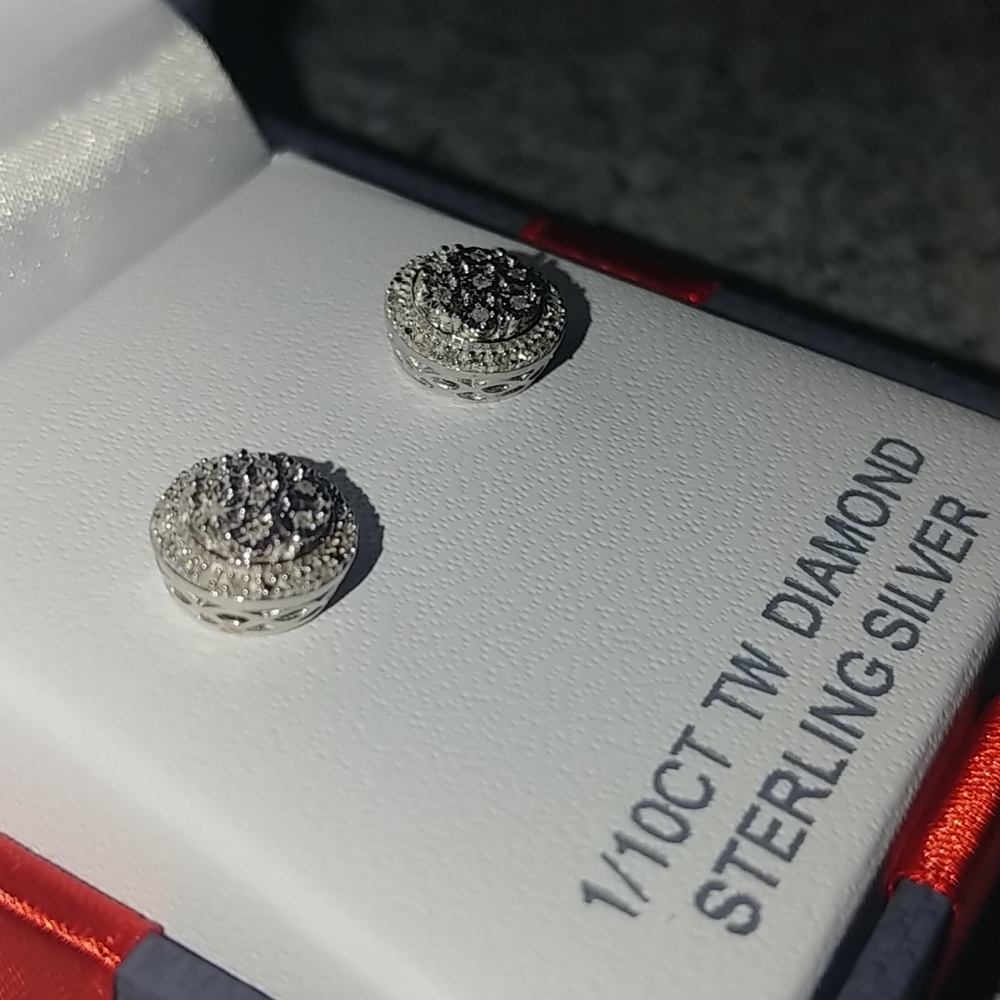Brandnew Diamond earrings - Picture 10 of 16